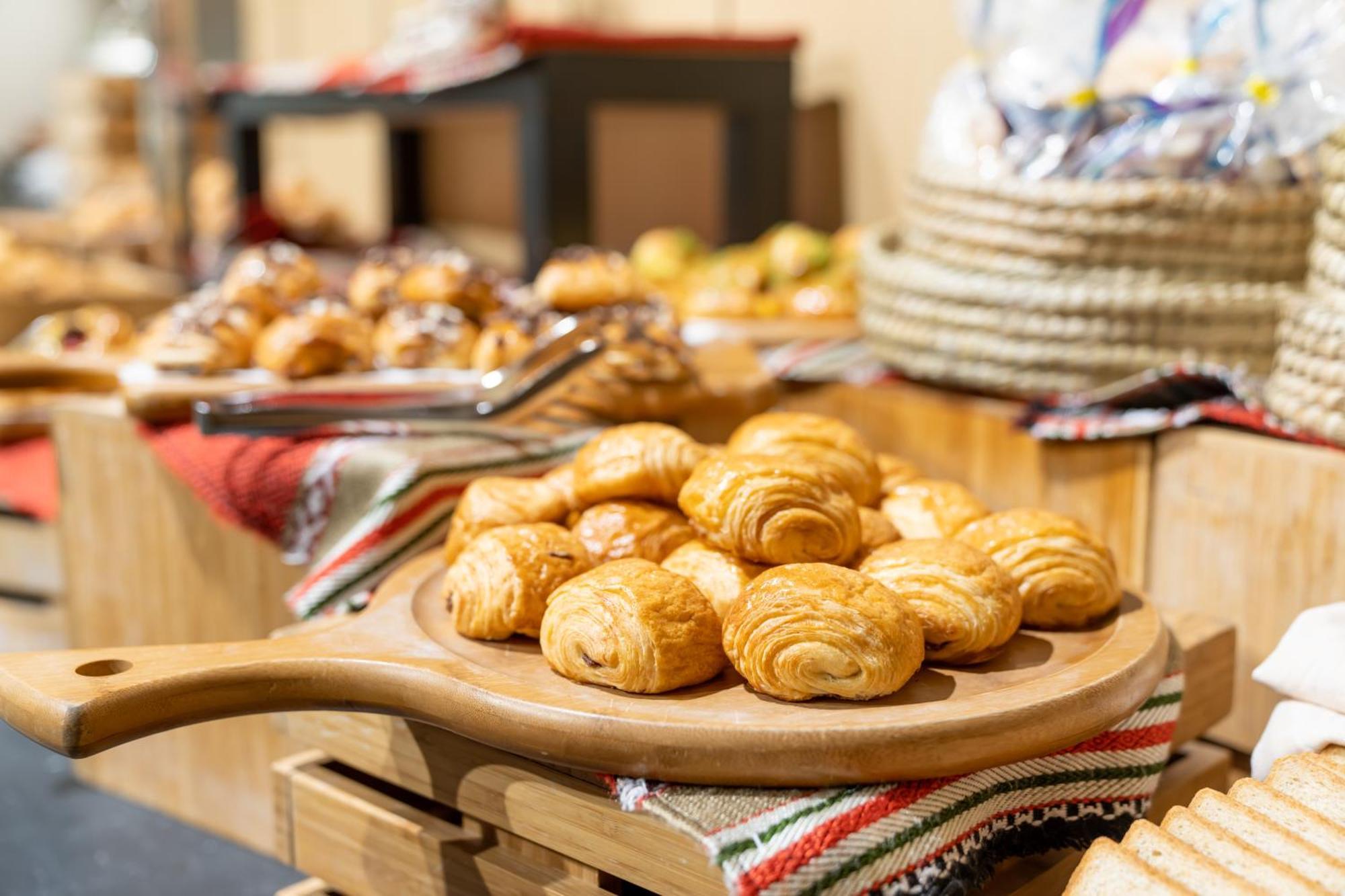 Hilton Garden Inn Эль-Хубар Экстерьер фото